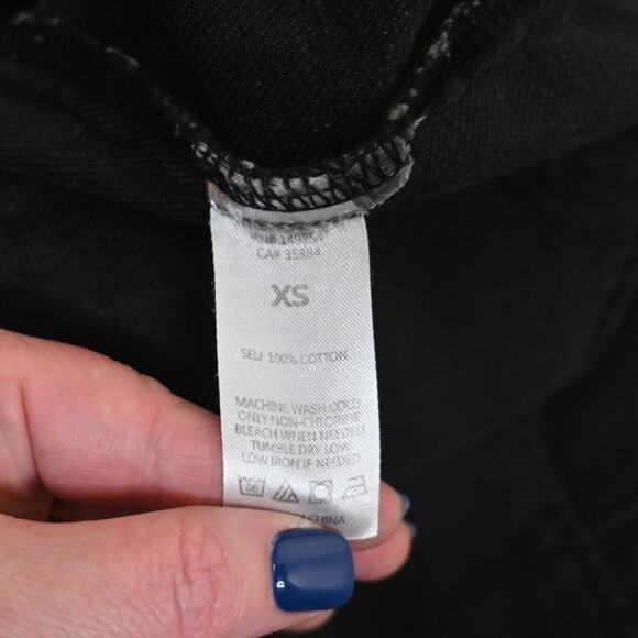 Sadie & Sage Women's XS Let's Be Kinder Humans Denim Jacket in Black (Oversized) - Picture 8 of 8